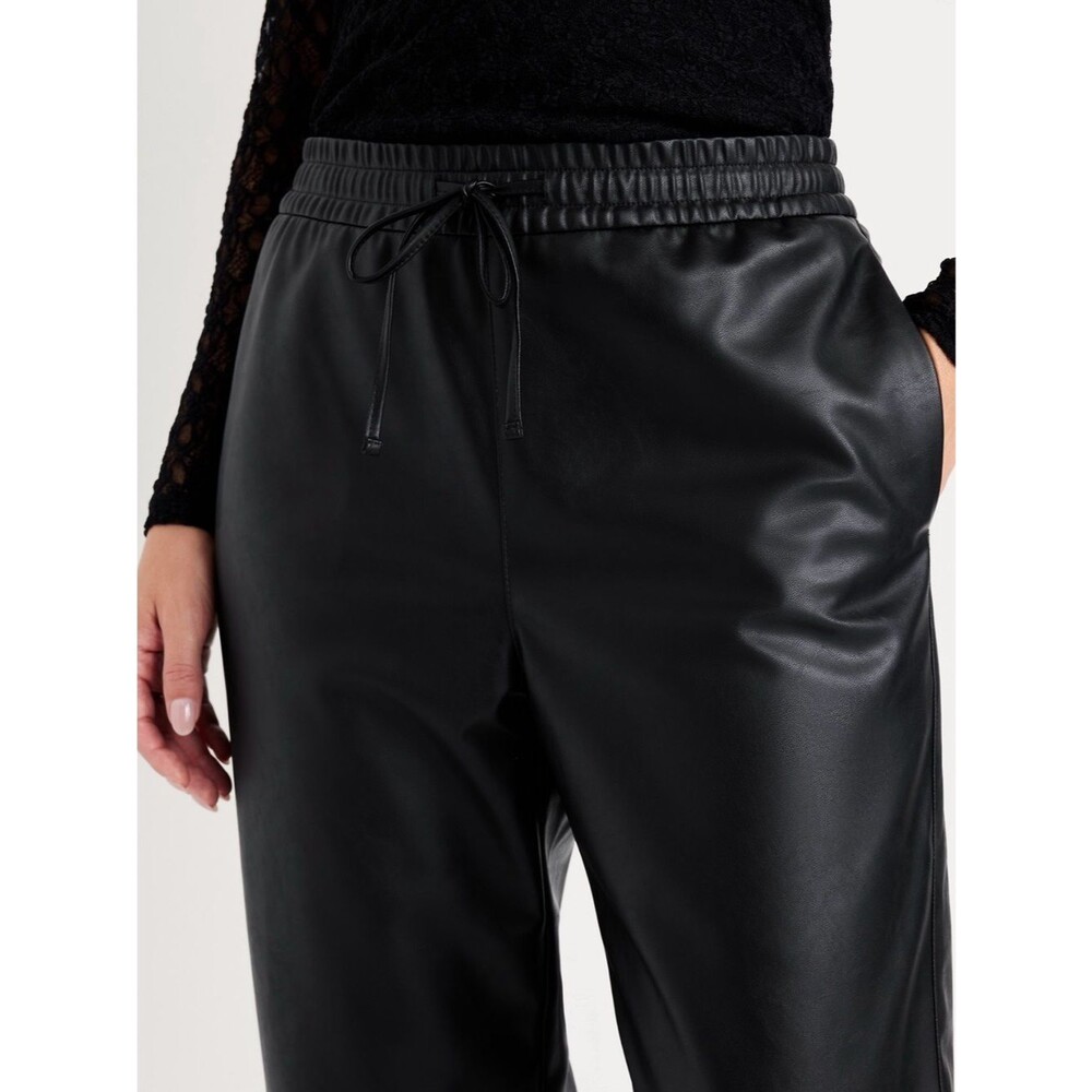 Old Navy Black Faux Leather Ankle Pants Size Large - Picture 4 of 5